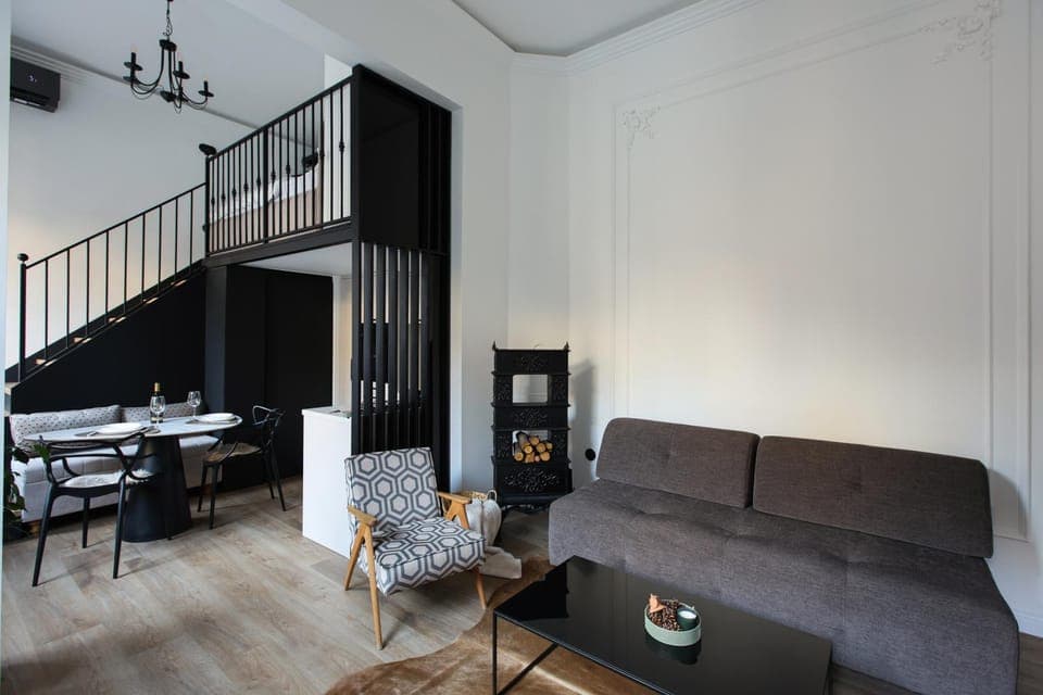 Living room, Dining area