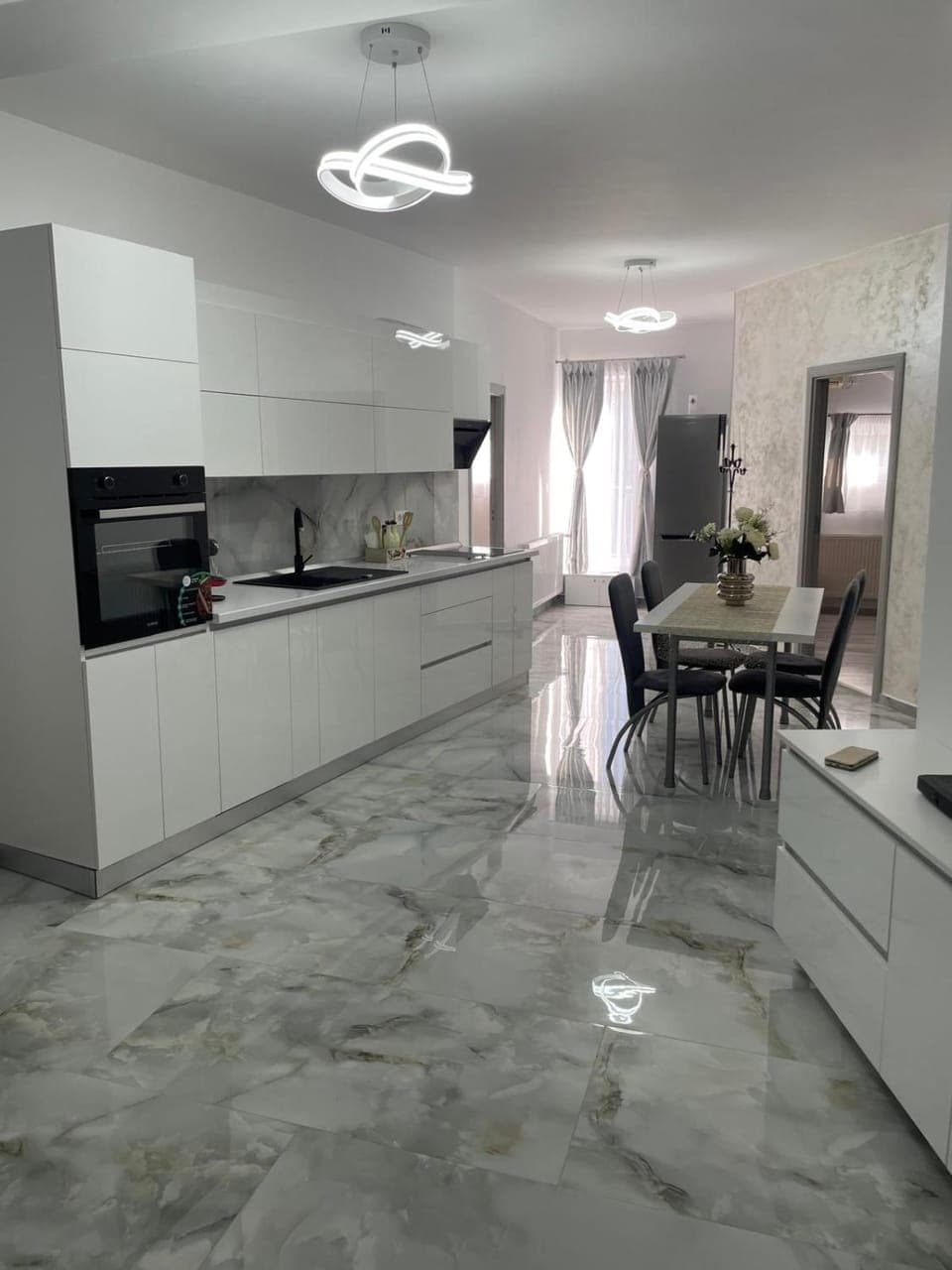 Kitchen or kitchenette, Dining area, dishwasher, stove