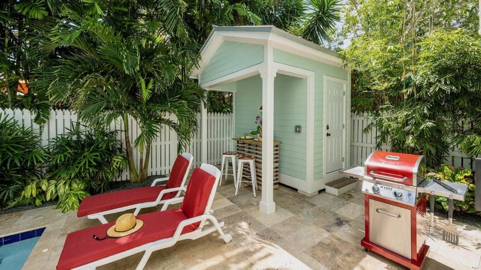 Modern in the Meadows by Last Key Realty House in Key West
