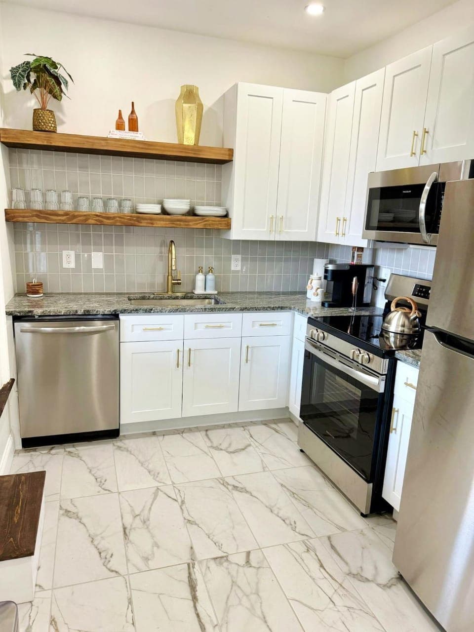 Unit 2 Apartment in Sandusky