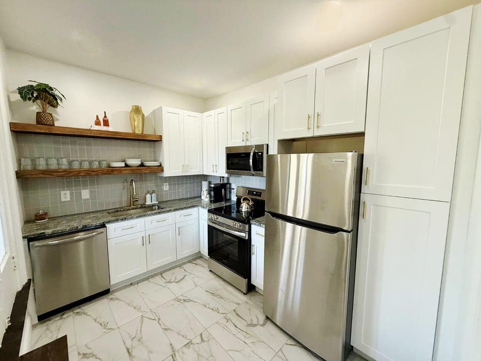 Unit 2 Apartment in Sandusky