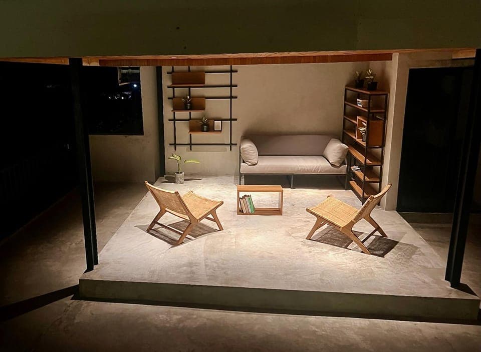 Seating area