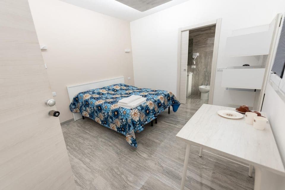 Bed, Photo of the whole room, Bedroom, towels, wardrobe