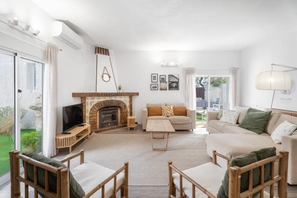 Property building, Living room