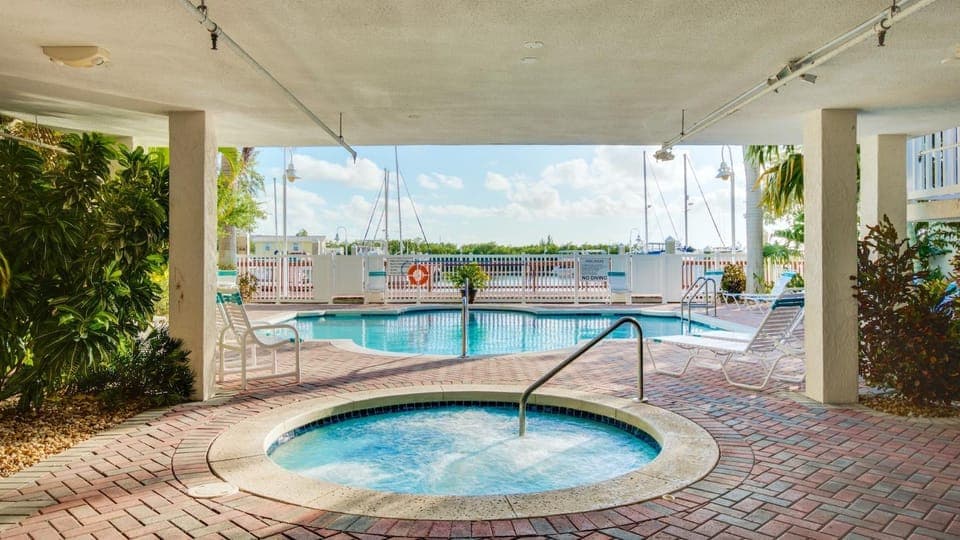 Sundrenched Reflections by Last Key Realty Apartment in Stock Island