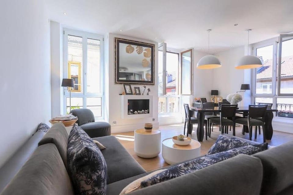 TV and multimedia, Living room