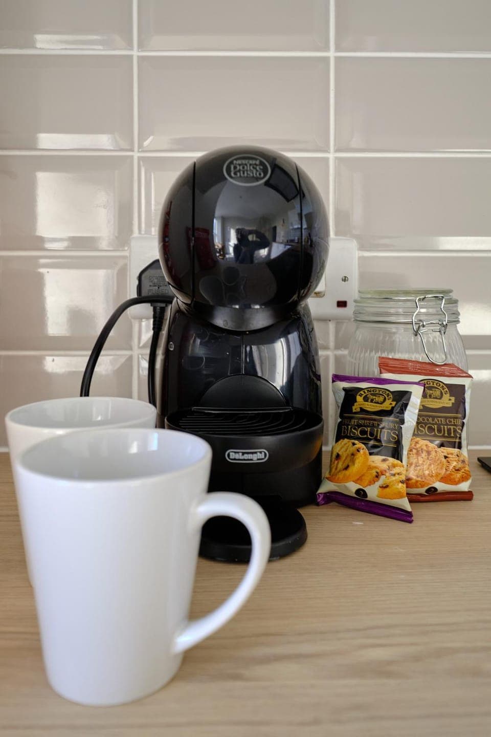 Coffee/tea facilities, Kitchen or kitchenette, Food and drinks