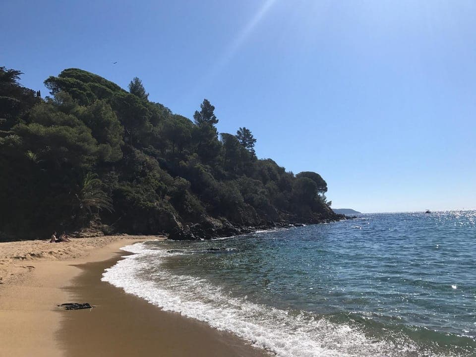 Nearby landmark, Natural landscape