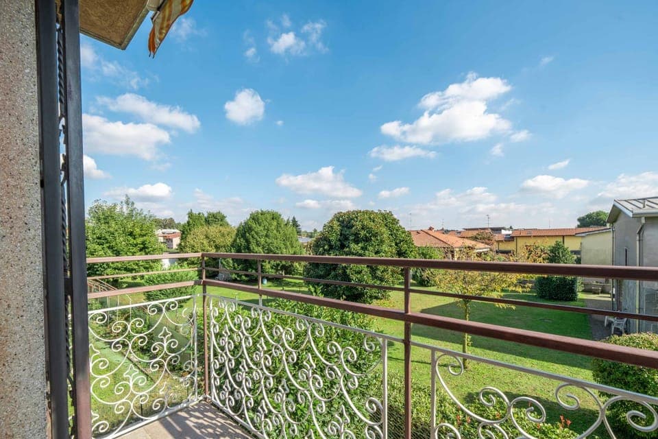 Spring, Day, View (from property/room), Balcony/Terrace