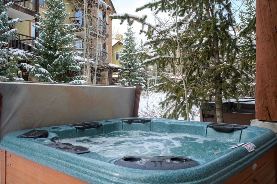 Hot Tub