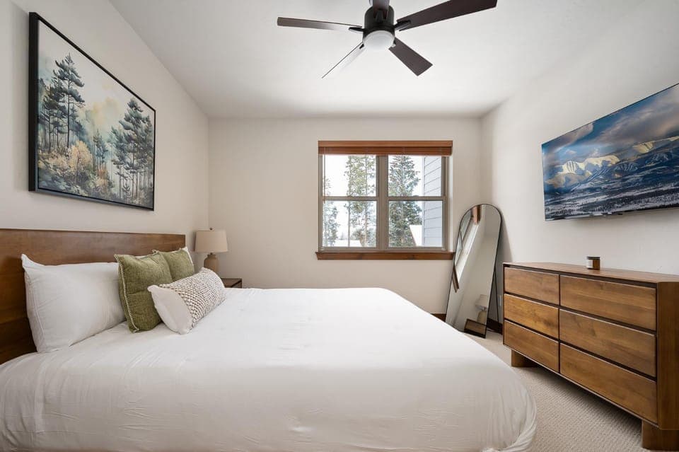 TV and multimedia, Bedroom