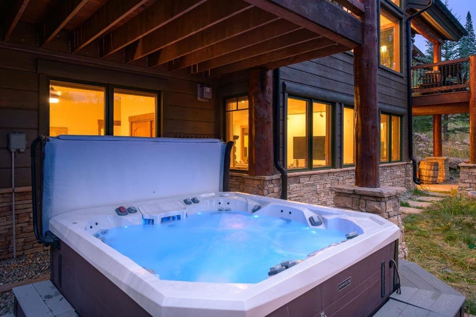 Hot Tub