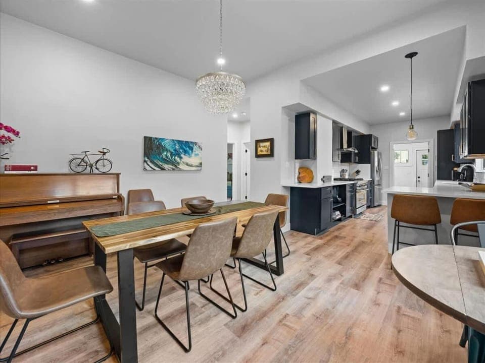 5 Bedroom - Located in Old Town Eagle House in Eagle