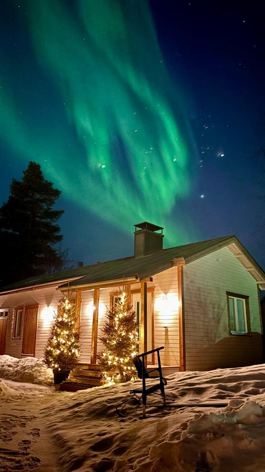 Property building, Natural landscape, Winter