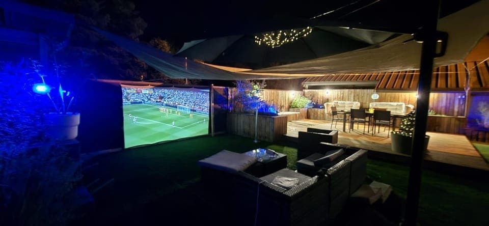 Communal lounge/ TV room, Night, TV and multimedia, Balcony/Terrace, Spa and wellness centre/facilities, Evening entertainment