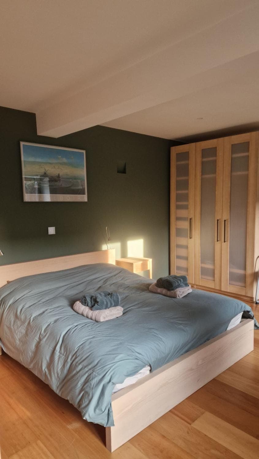 Bed, Bedroom, wardrobe