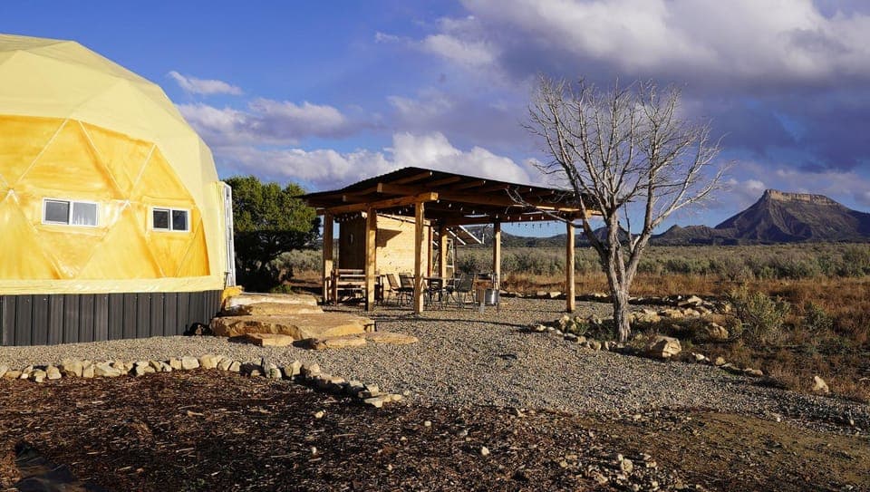 Property building, Day, Natural landscape, Mountain view