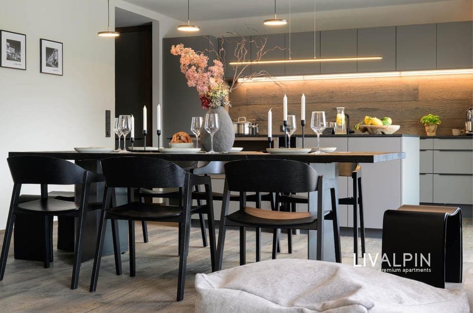 Seating area, Food, stove, kitchen