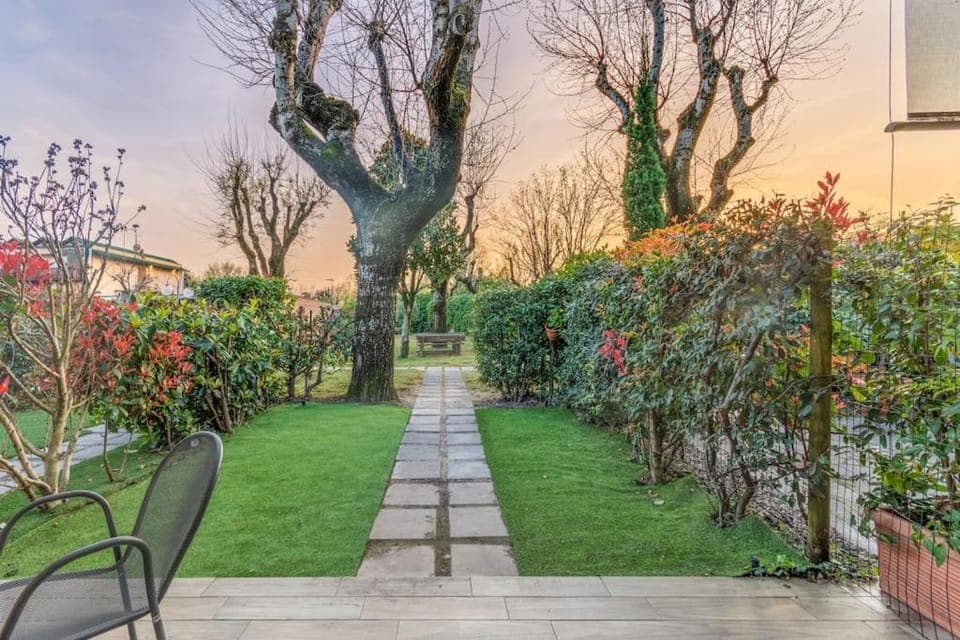 Spring, Day, Natural landscape, Garden, Garden view