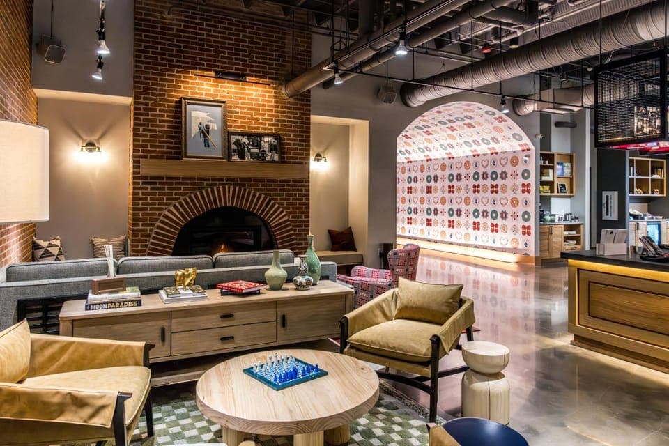 Lounge or bar, Seating area