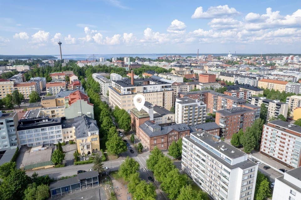 Property building, Day, Neighbourhood, Bird's eye view, City view, Location