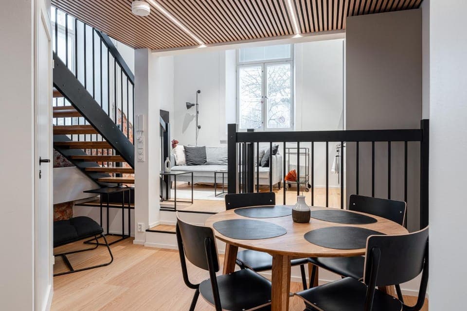 Living room, Dining area