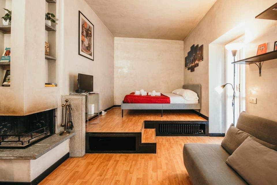 Bed, Living room, Photo of the whole room, Bedroom