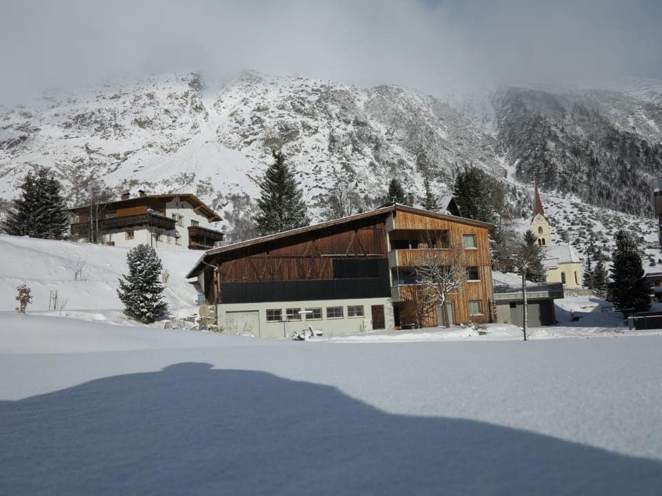 Property building, Winter