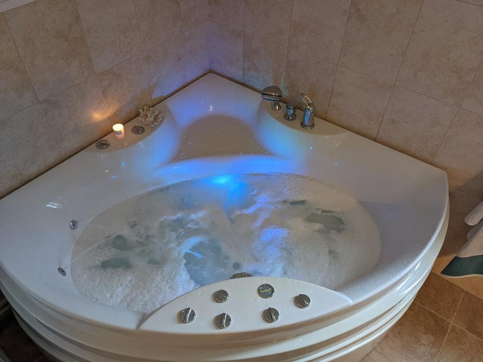 Bathroom, Bath