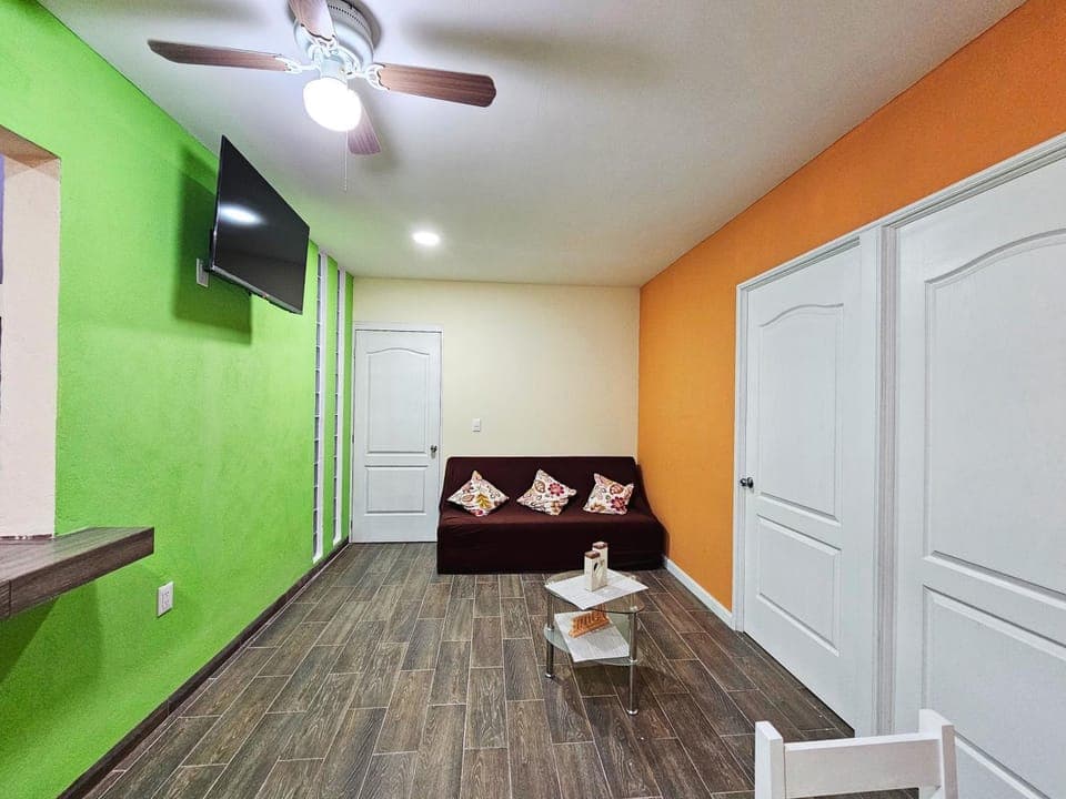 Communal lounge/ TV room, Living room