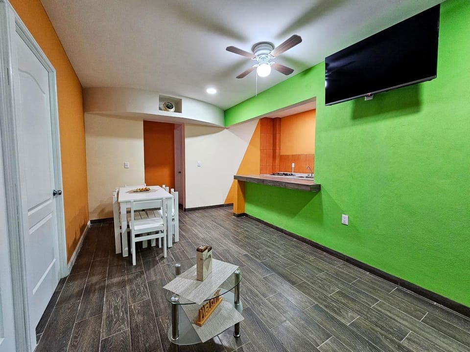 Communal lounge/ TV room, Photo of the whole room, Dining area, Bedroom