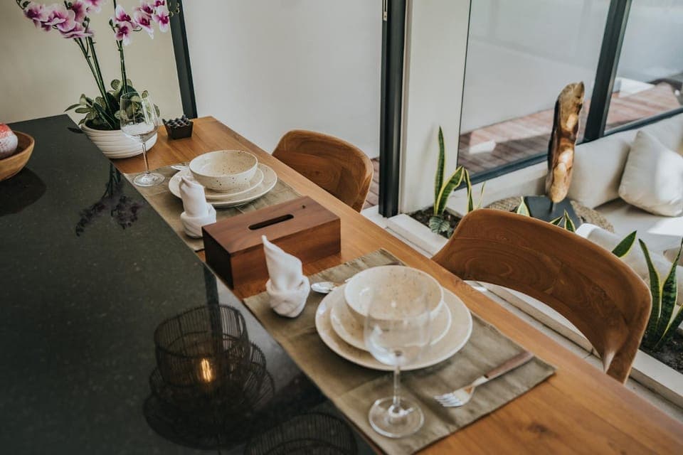 Restaurant/places to eat, Seating area