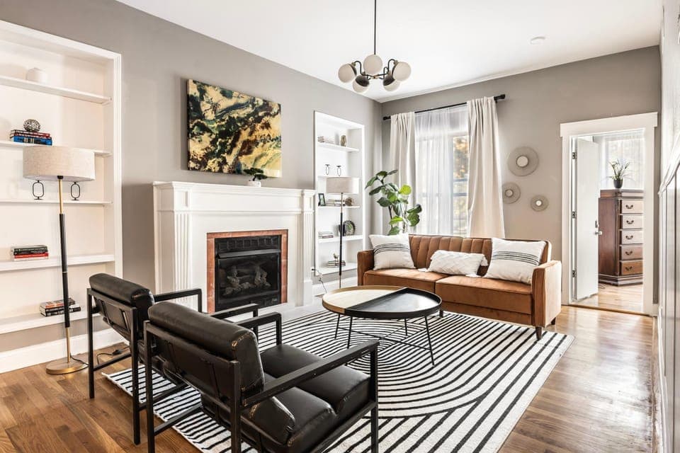 Living room, Seating area