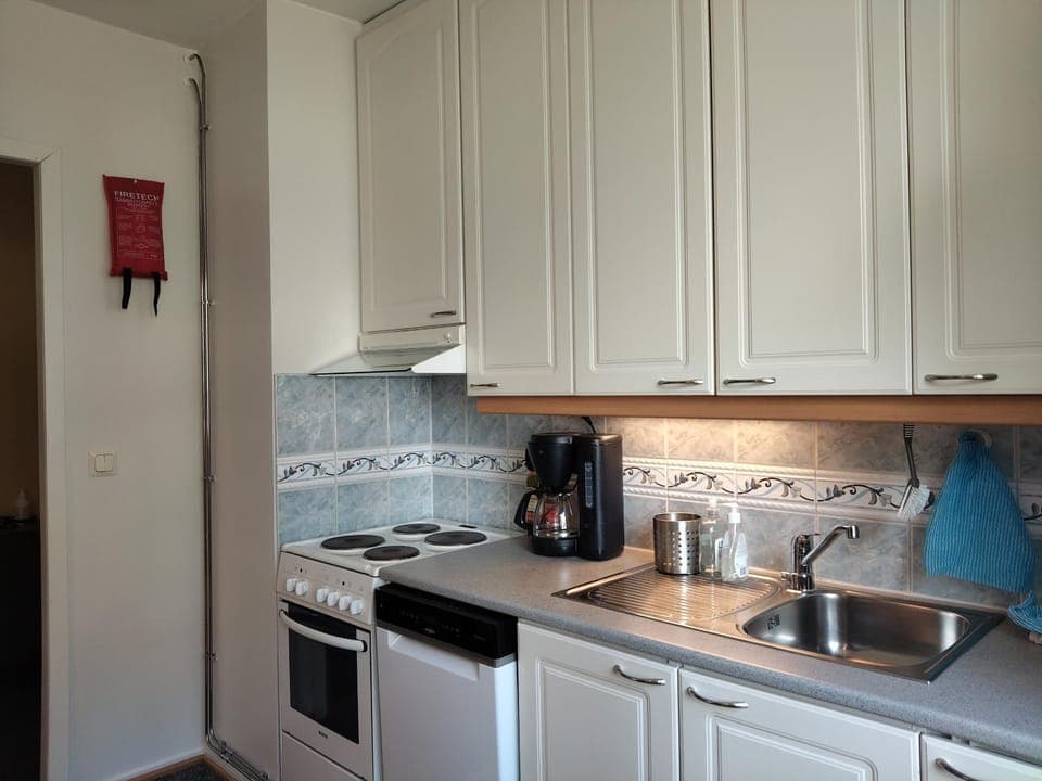 Coffee/tea facilities, Kitchen or kitchenette, dishwasher
