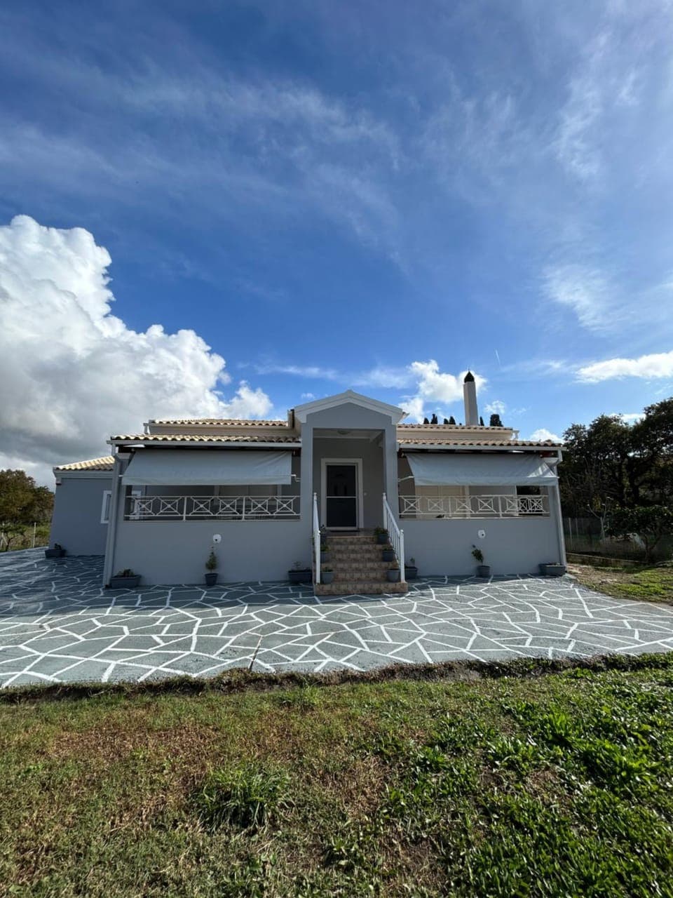 Property building, Day