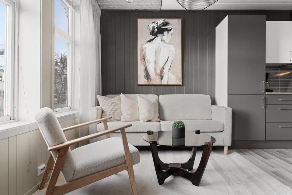 Living room, Seating area, Dining area