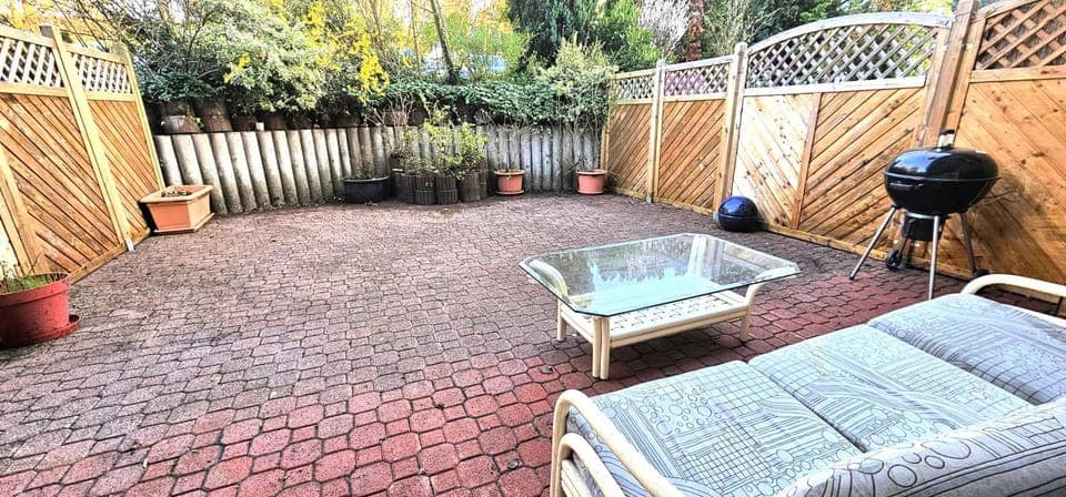 Patio, BBQ facilities, Garden, Balcony/Terrace