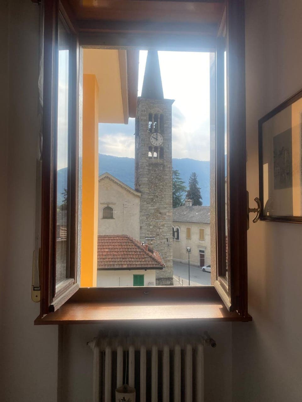 Orta Peak Escape Apartment in Omegna