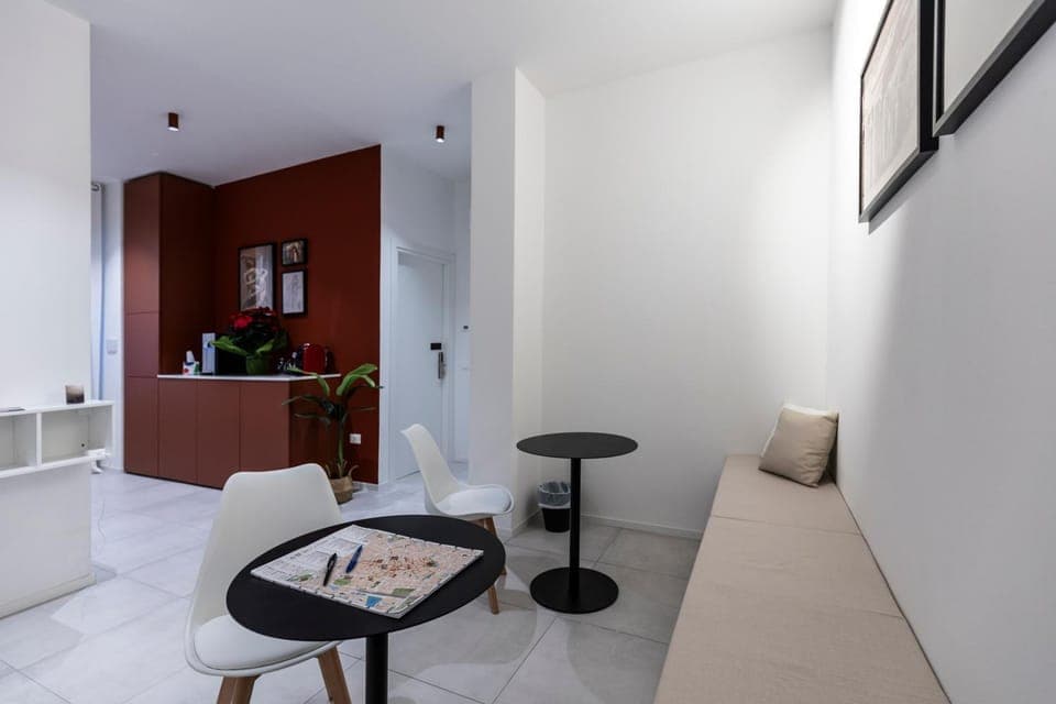 Communal lounge/ TV room