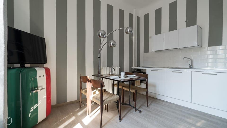 TV and multimedia, Kitchen or kitchenette, Dining area