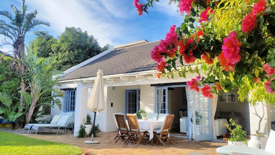 Property building, BBQ facilities, Garden, Balcony/Terrace