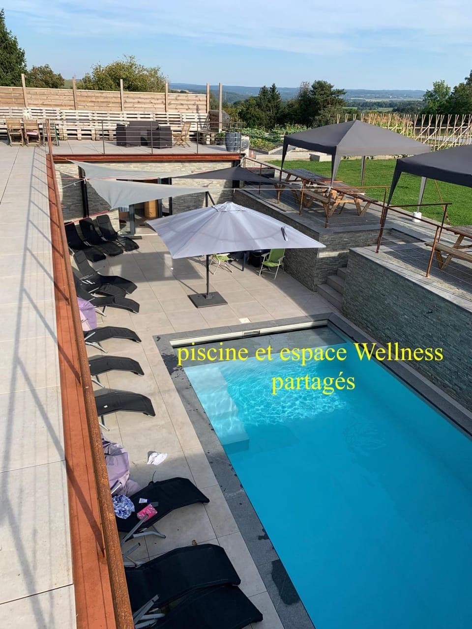 Balcony/Terrace, Pool view, Swimming pool, sunbed