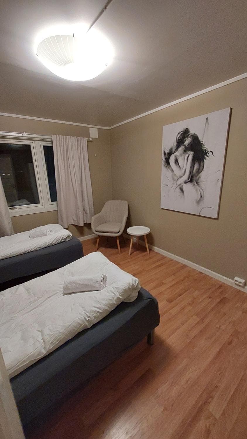 Bed, Seating area, Bedroom, towels