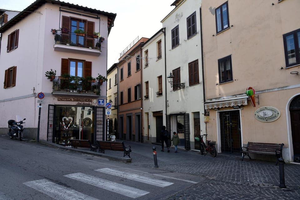 Property building, Facade/entrance