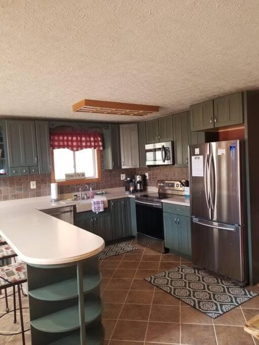 Cozy Cabin By the Slopes Cabin in Deep Creek Lake
