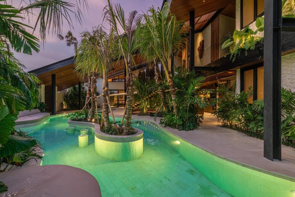 Property building, Garden, Garden view, Pool view, Swimming pool, Swimming pool