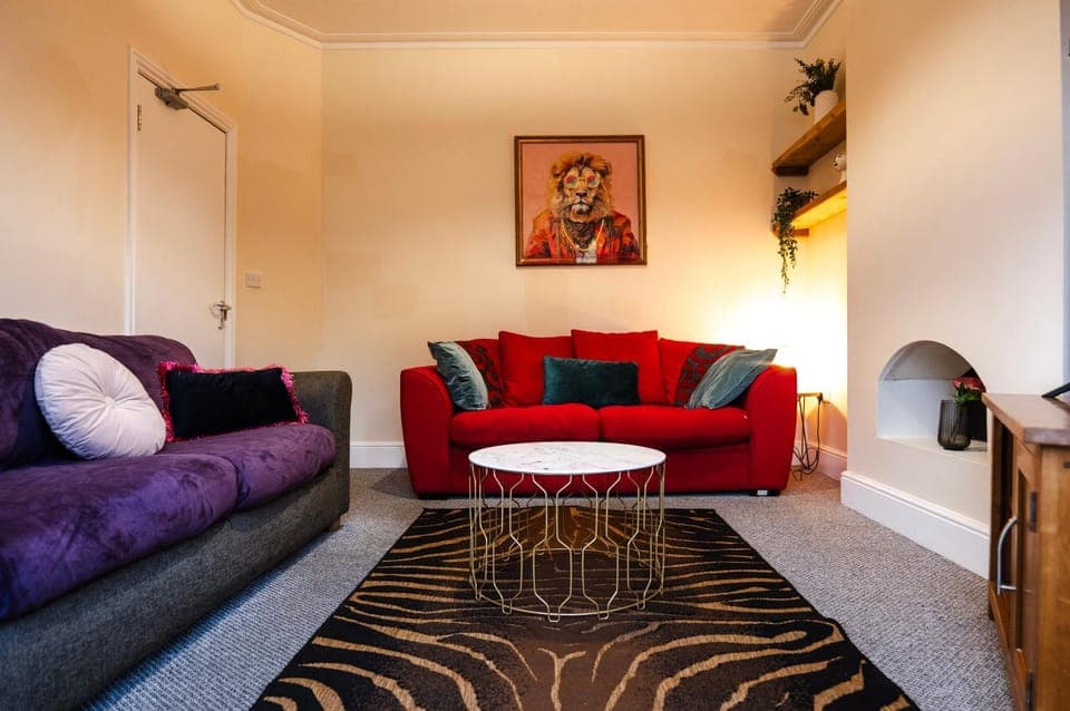 Living room, Seating area