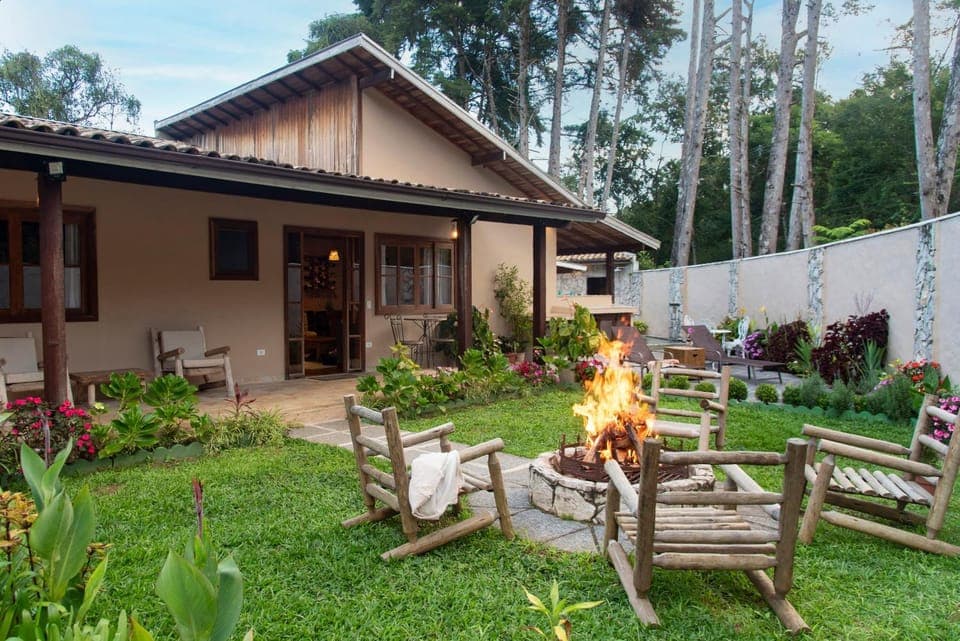 Casa dos Pinheiros House in Visconde de Mauá