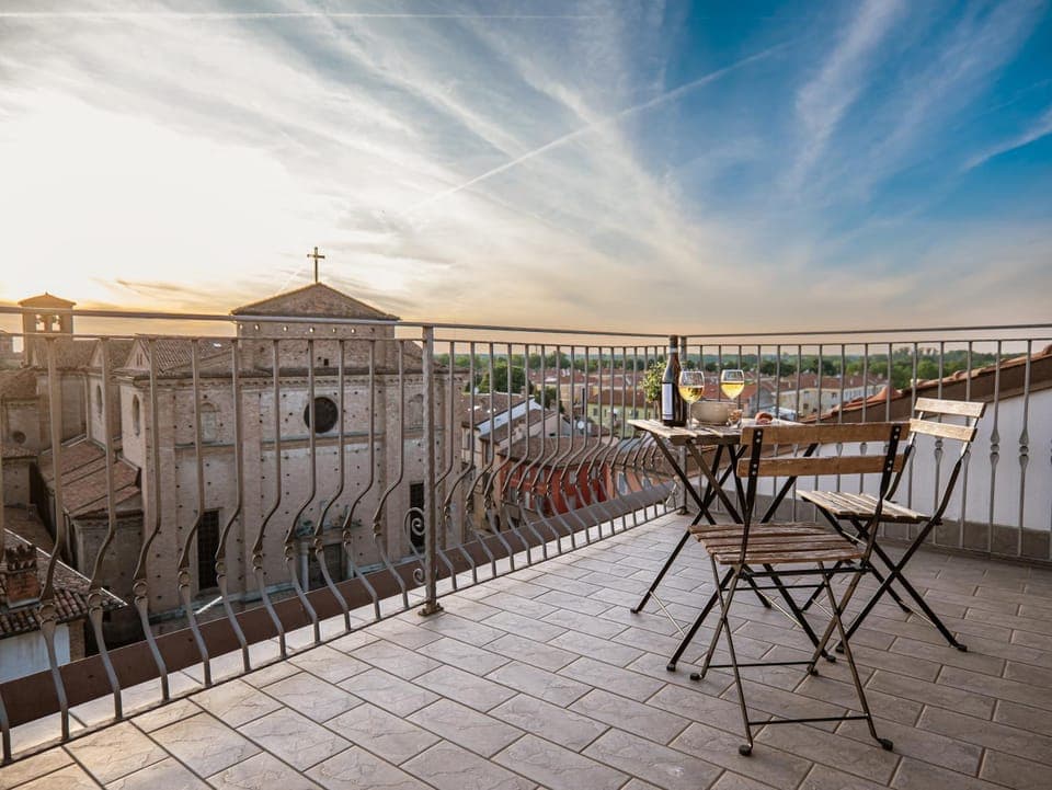 Balcony/Terrace, Balcony/Terrace