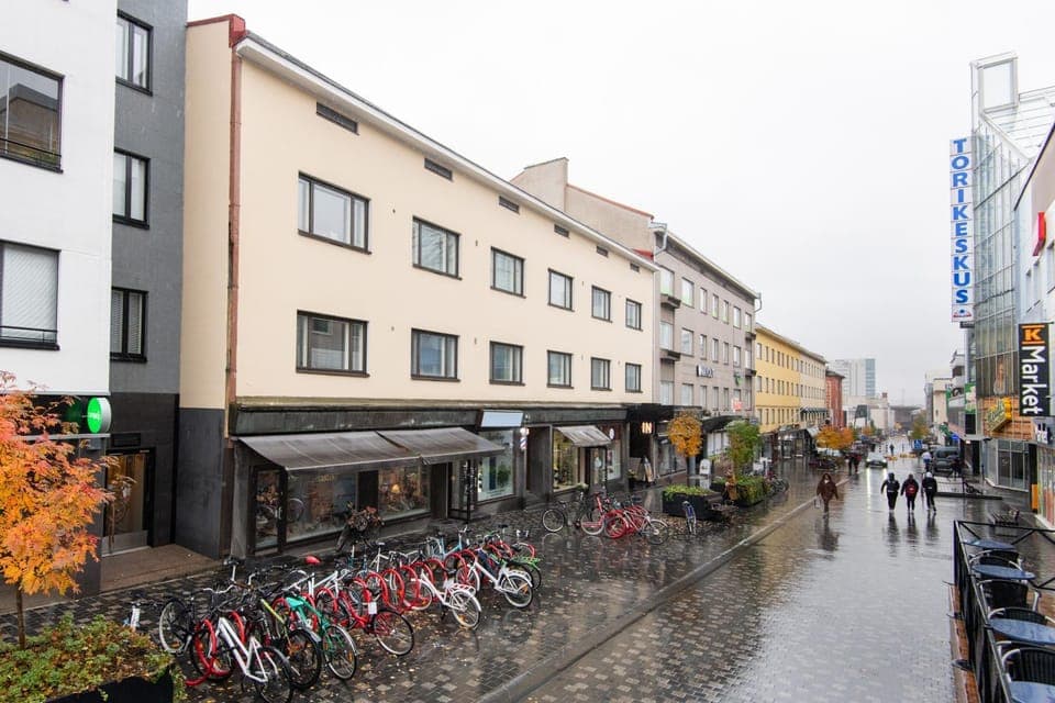 Property building, Street view, Location